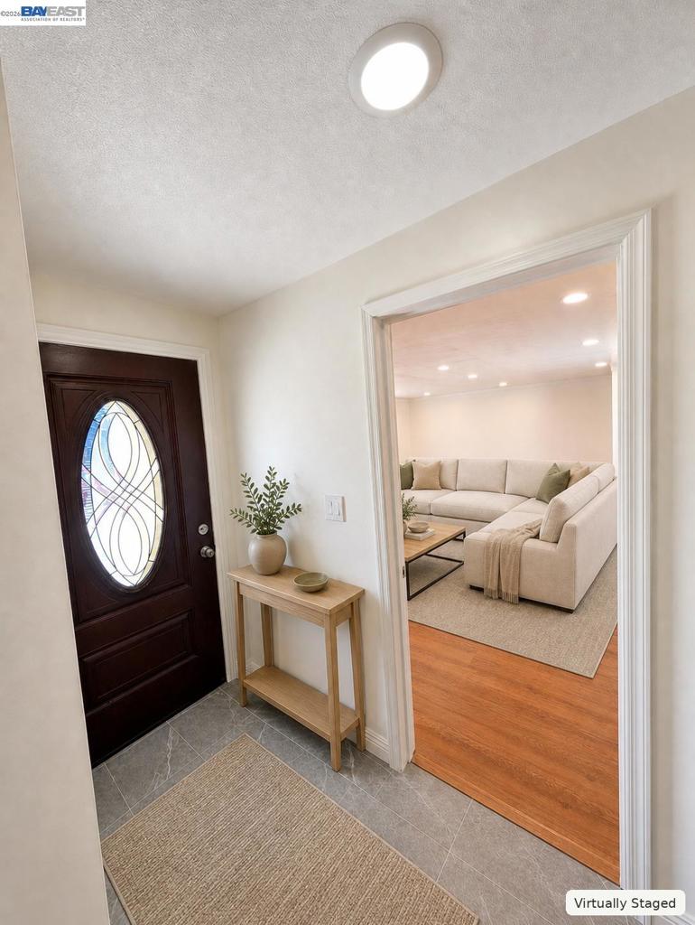 4125 Los Coyotes Diagonal Property Photo 2