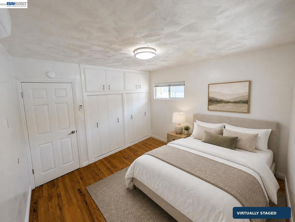 4125 Los Coyotes Diagonal Property Photo 17