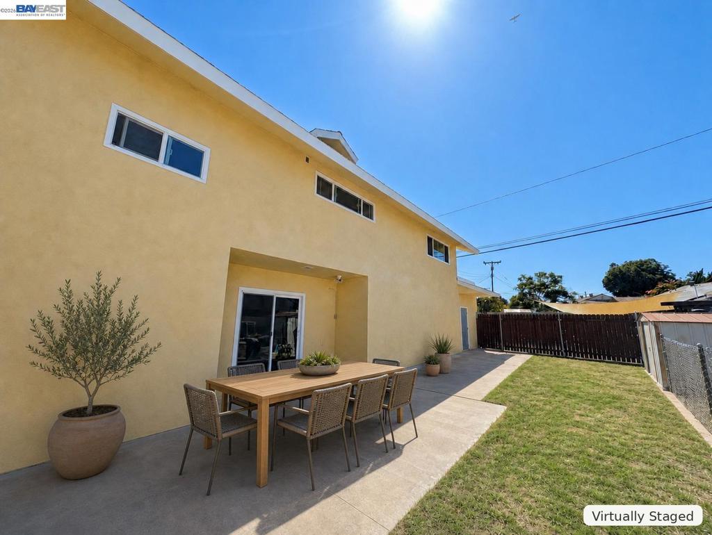 4125 Los Coyotes Diagonal Property Photo 28