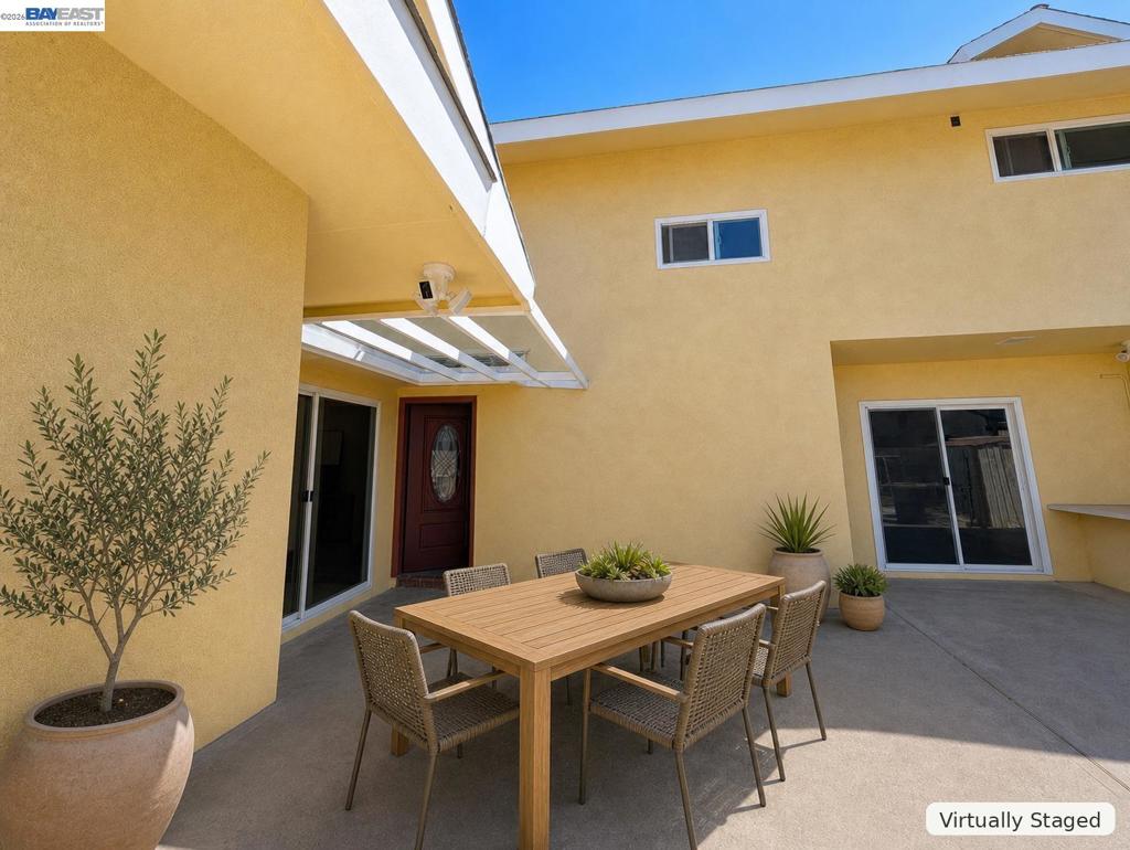 4125 Los Coyotes Diagonal Property Photo 29