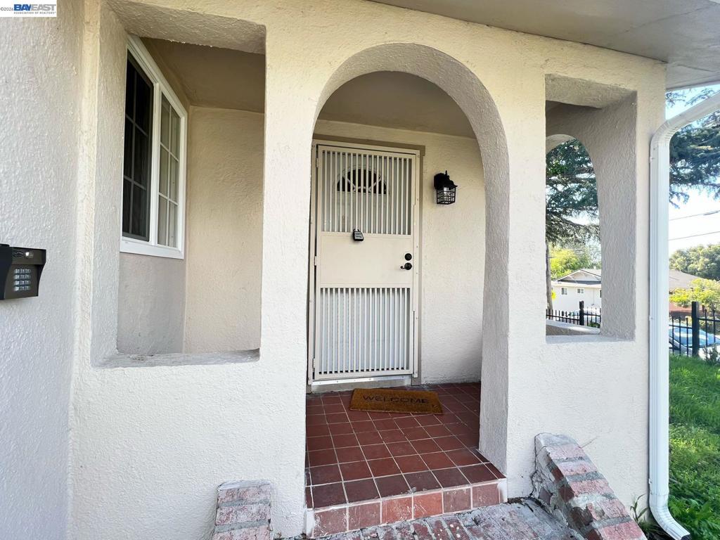1630 159th Ave Property Photo 2