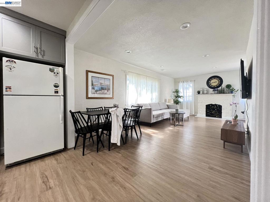 1630 159th Ave Property Photo 5