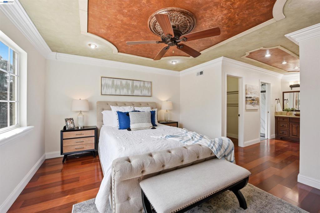 37658 Canterbury St Property Photo 15
