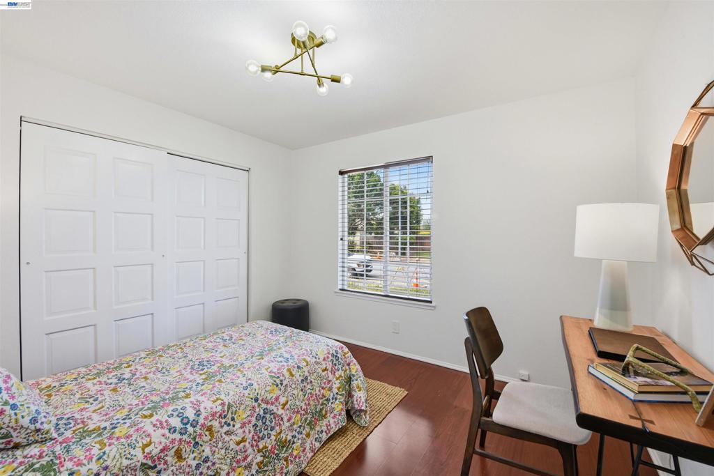 37658 Canterbury St Property Photo 18