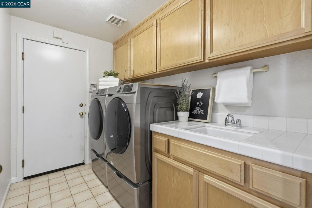 4700 Hunter Peak Ct Property Photo 41