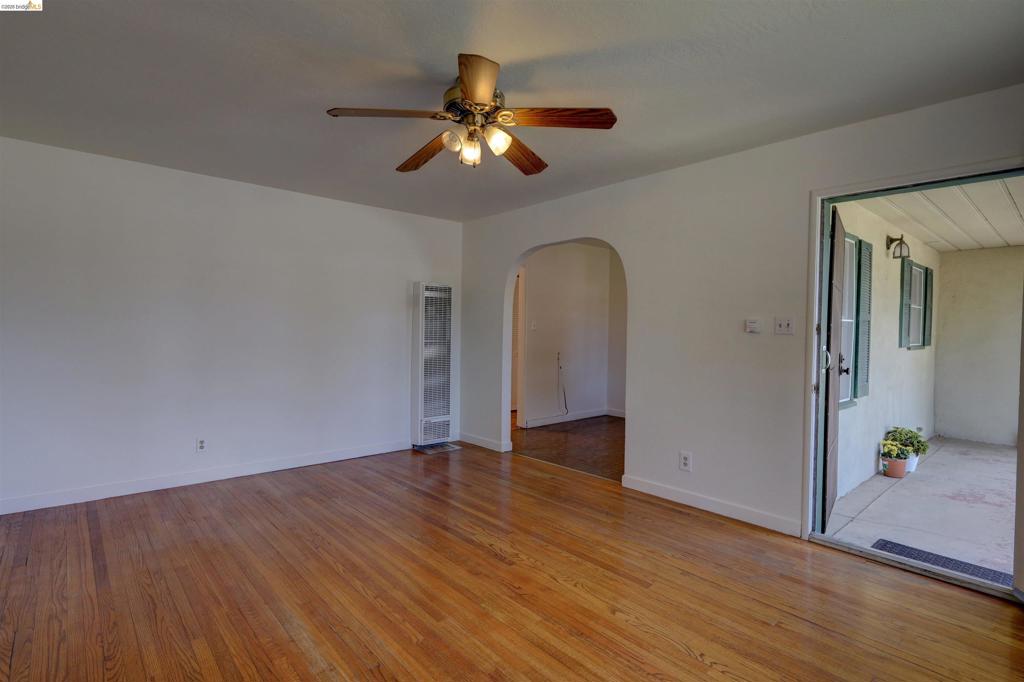 2745 D St Property Photo 7