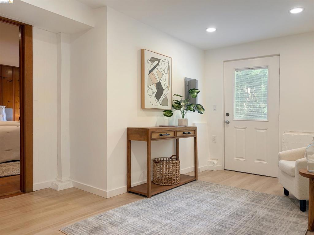982 Teresita Blvd Property Photo 13