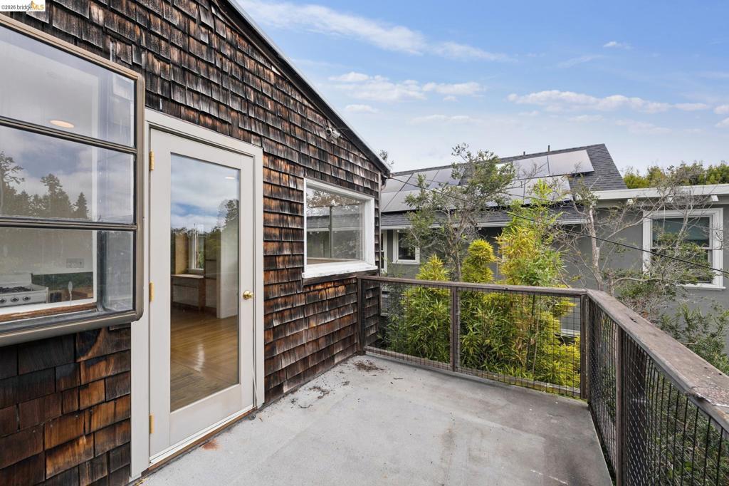 2730 Webster St Property Photo 41