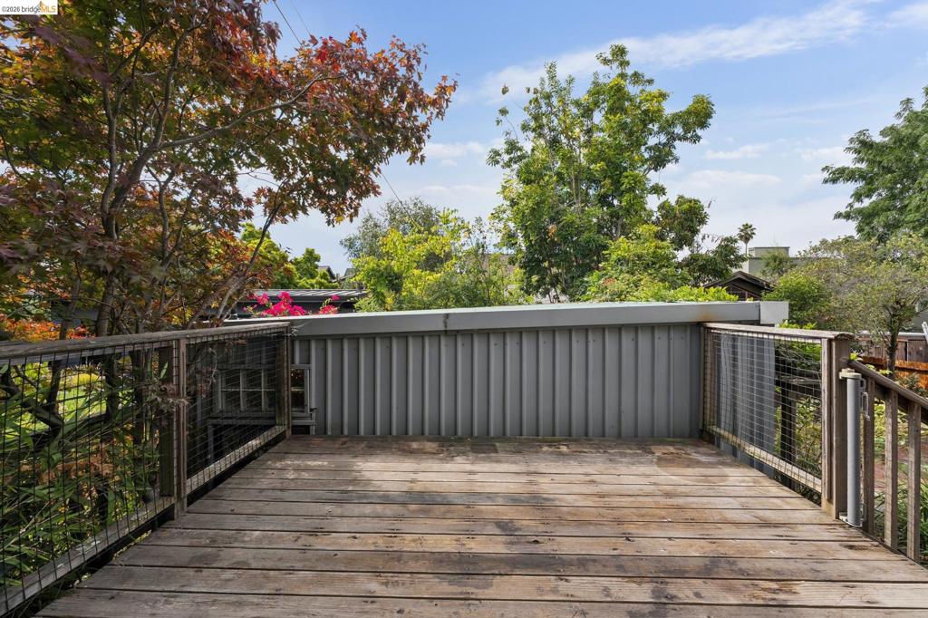 2730 Webster St Property Photo 53