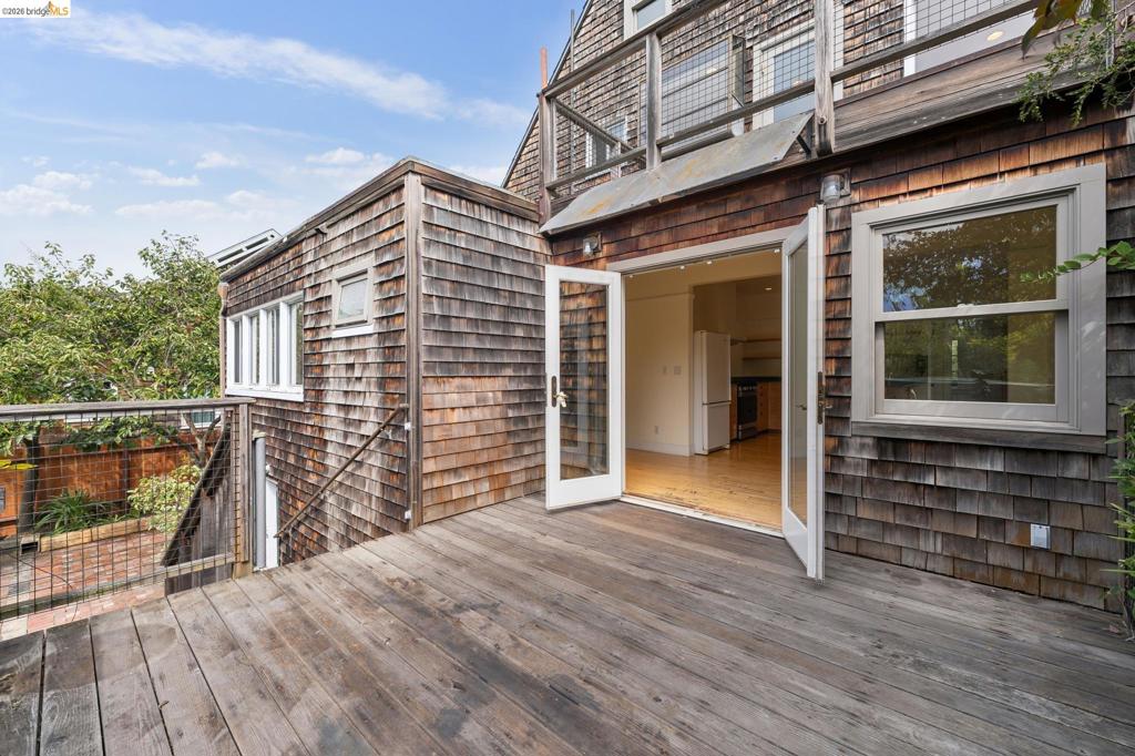 2730 Webster St Property Photo 55