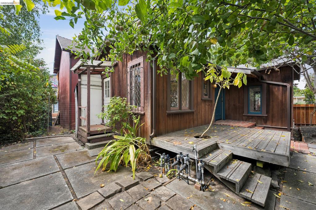 2730 Webster St Property Photo 83