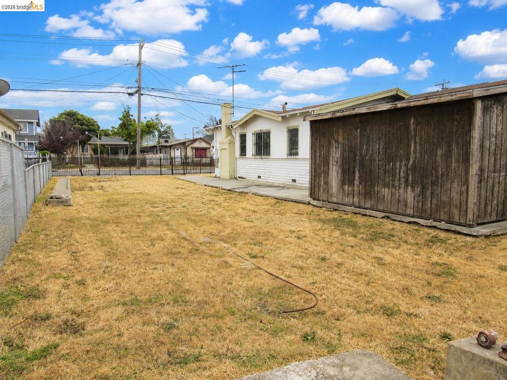 1315 84th Ave Property Photo 15