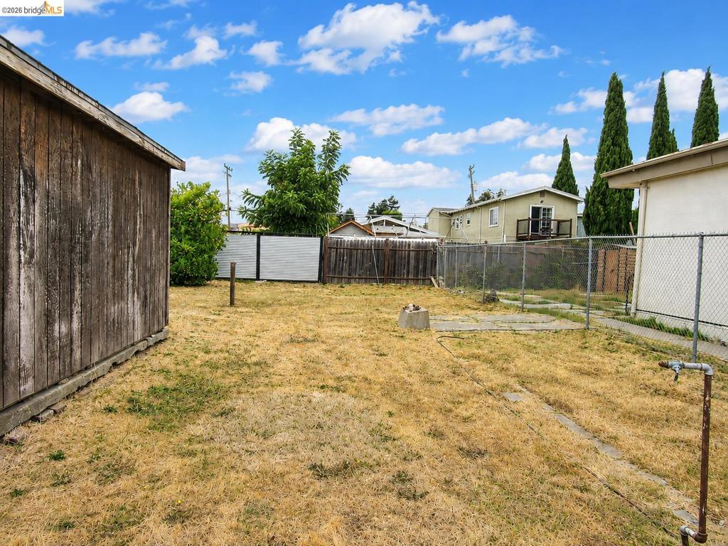 1315 84th Ave Property Photo 16