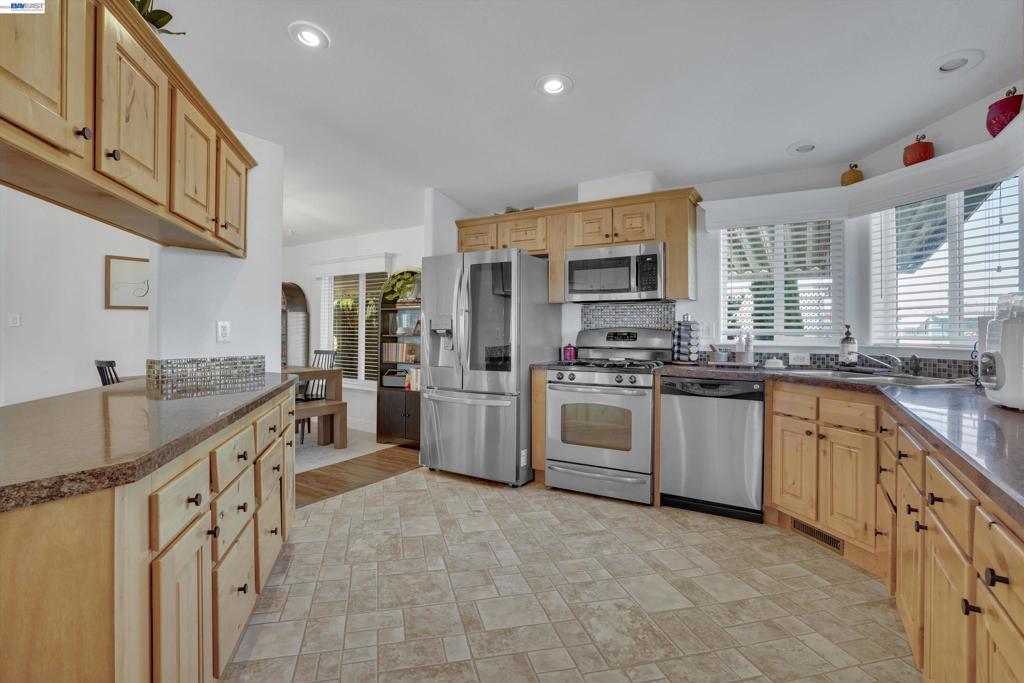 60 Palm Dr Property Photo 10