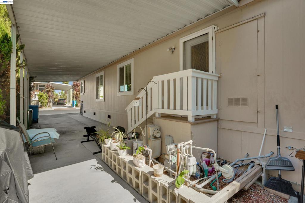 60 Palm Dr Property Photo 27