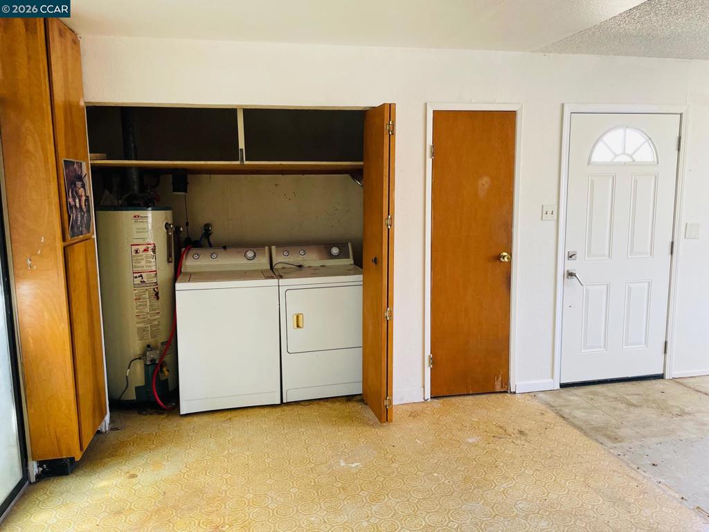 1119 Warren Ave Property Photo 15