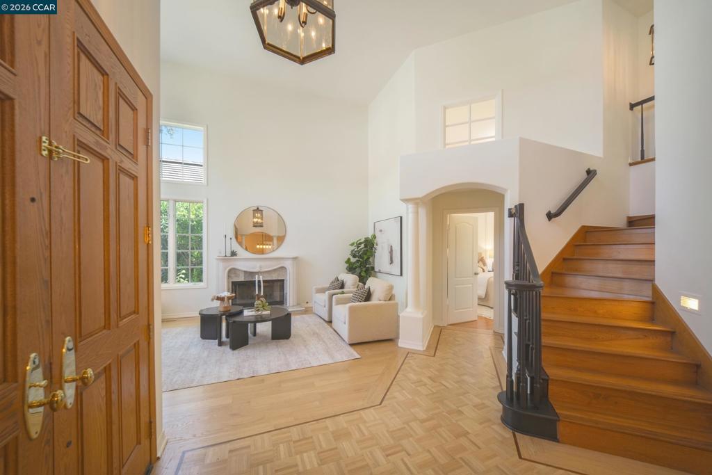 321 Zagora Drive Property Photo 4