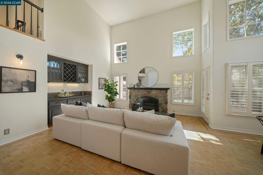 321 Zagora Drive Property Photo 12