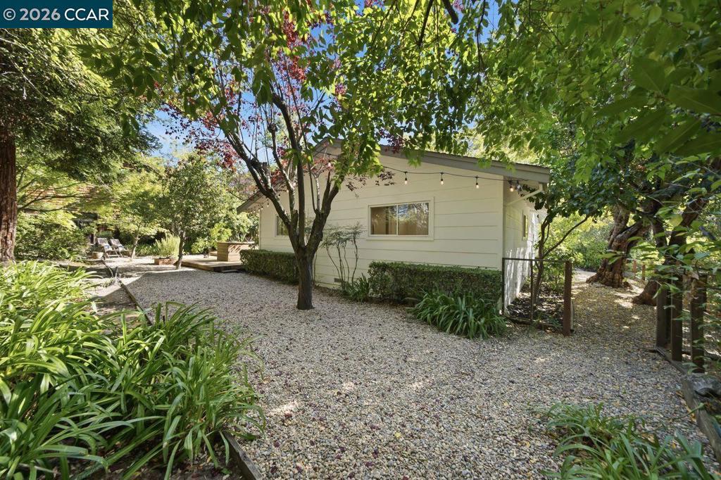 559 Old Orchard Dr Property Photo 40