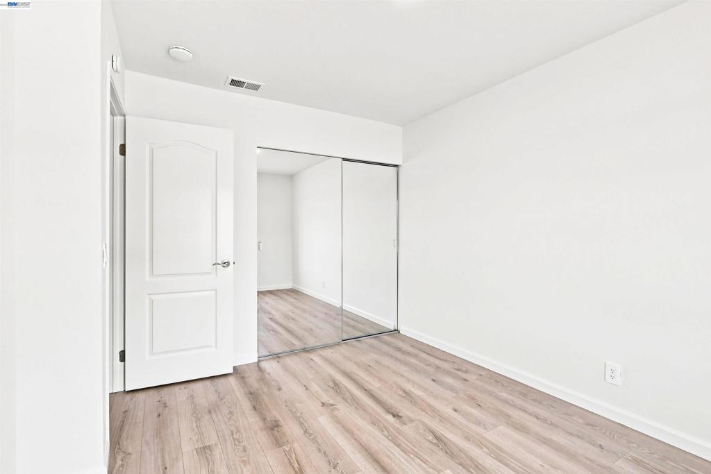36571 Spruce St Property Photo 25