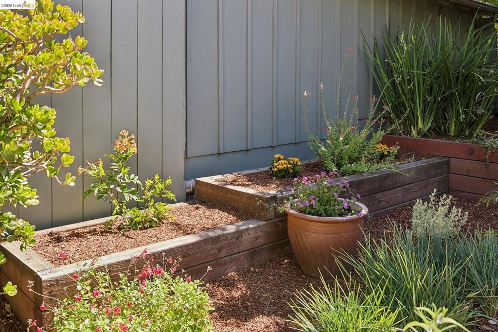 41 Idaho Street Property Photo 44