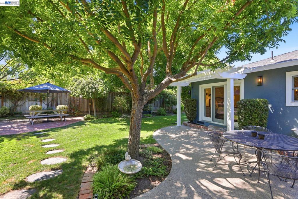 1712 Beachwood Way Property Photo 29