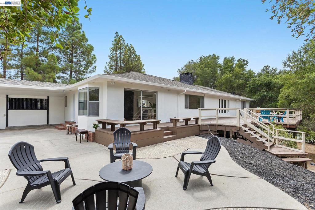 14821 Golf Links Drive Property Photo 33