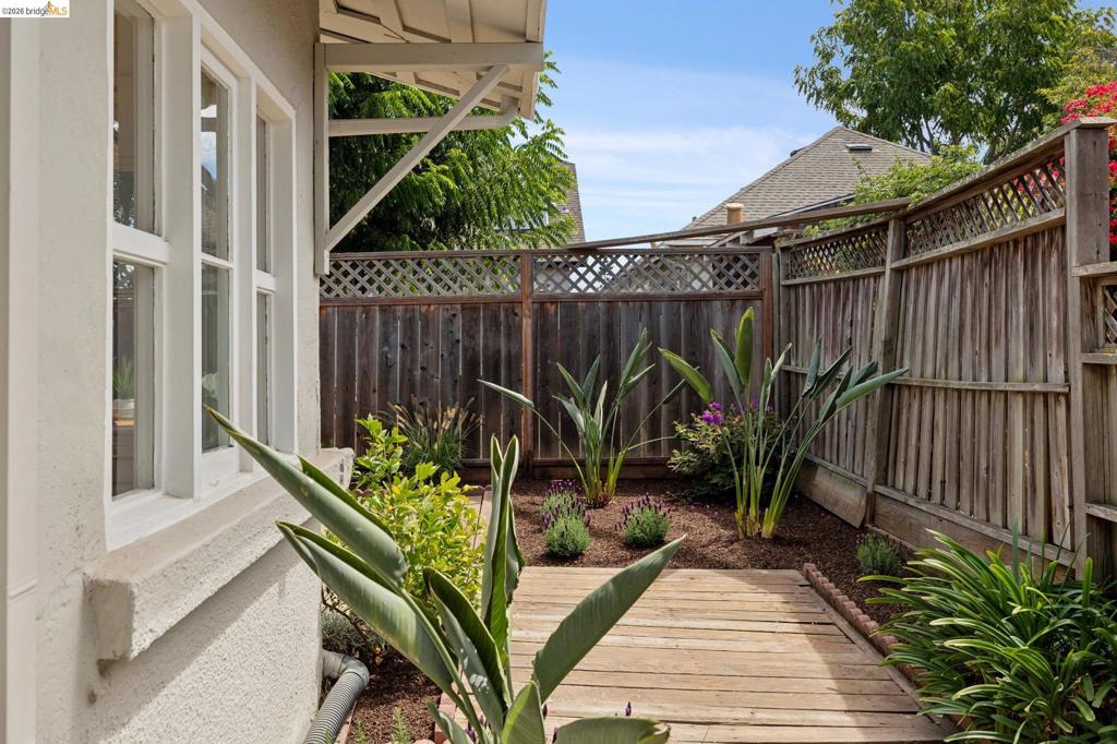 4010 Elston Ave Property Photo 31