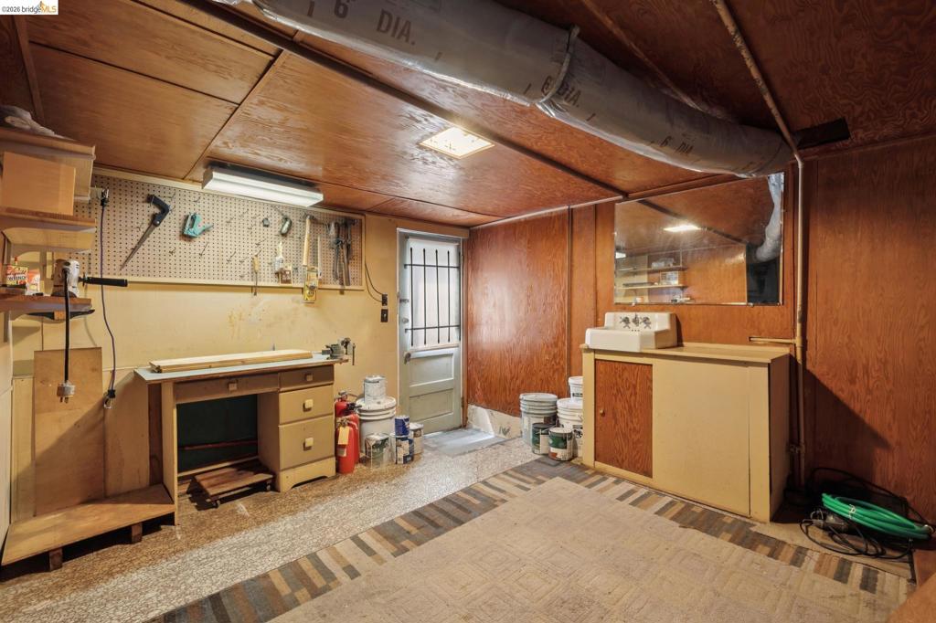 4010 Elston Ave Property Photo 33