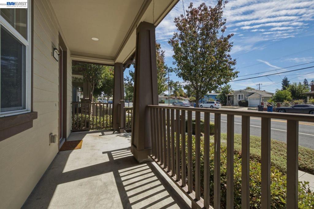 388 C St Property Photo 4