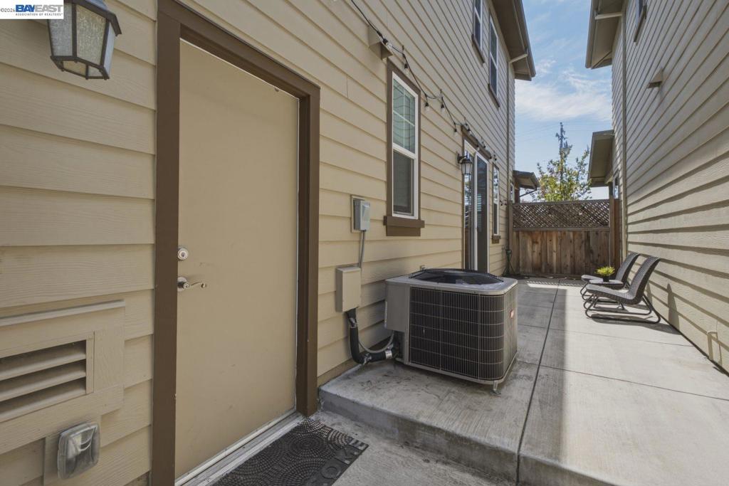 388 C St Property Photo 19