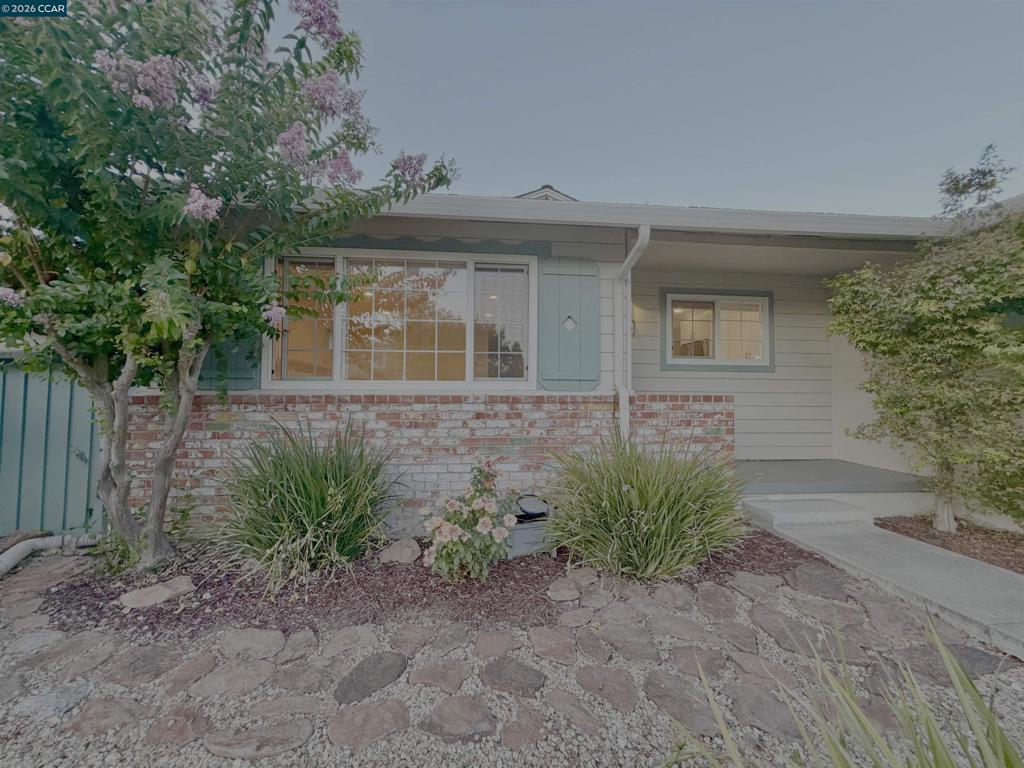926 Sassel Avenue Property Photo 3
