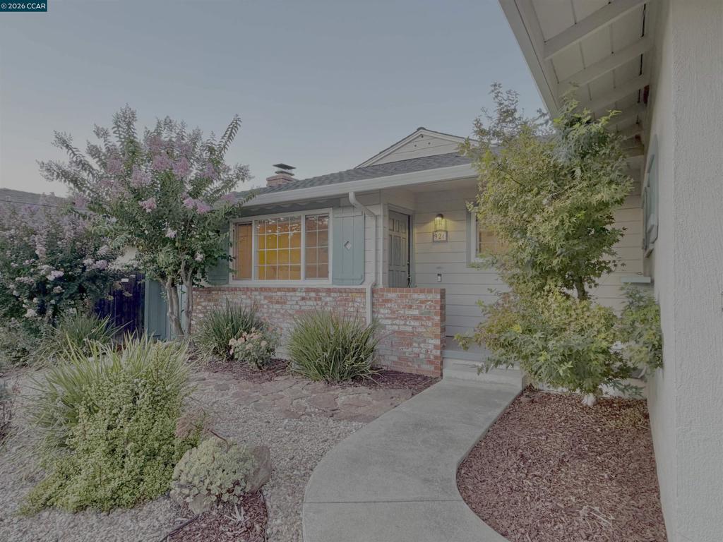 926 Sassel Avenue Property Photo 4