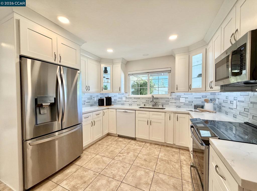 926 Sassel Avenue Property Photo 16