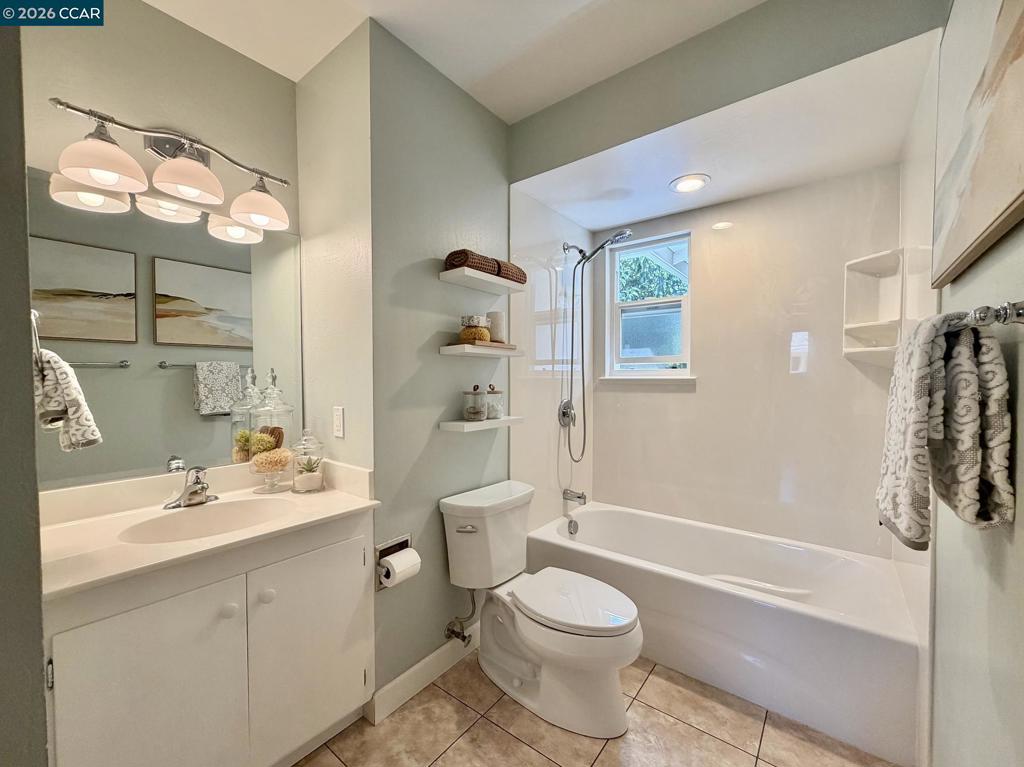 926 Sassel Avenue Property Photo 34
