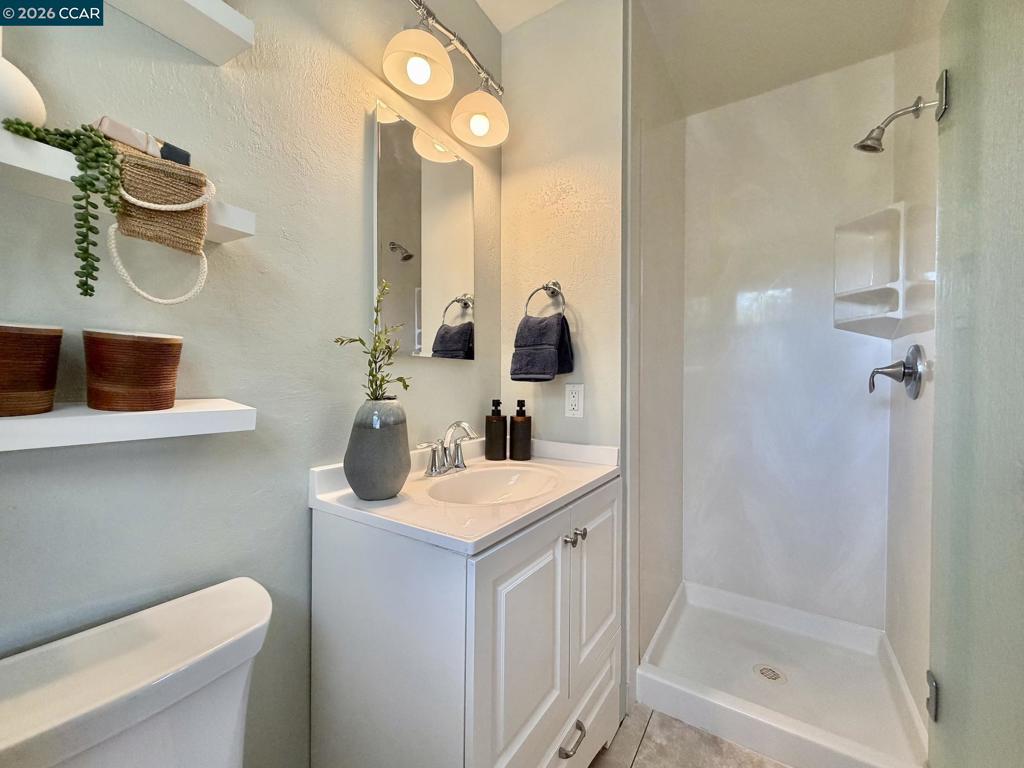 926 Sassel Avenue Property Photo 39