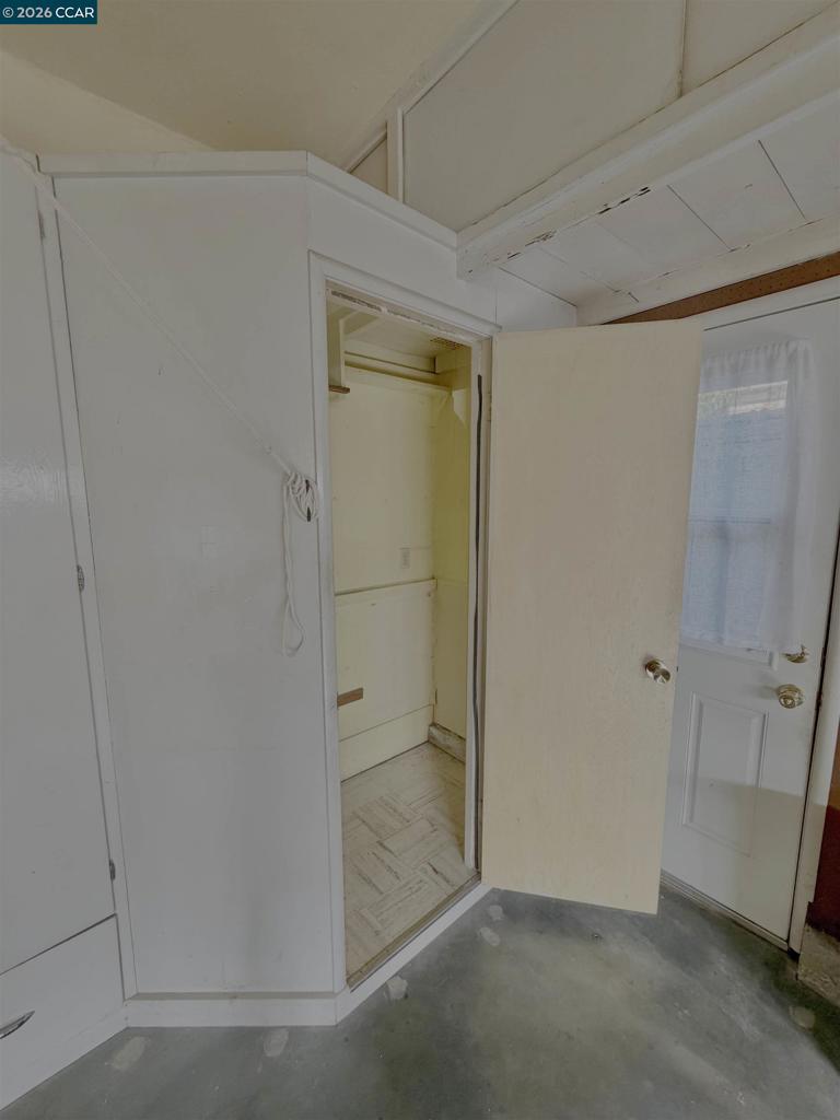 926 Sassel Avenue Property Photo 57