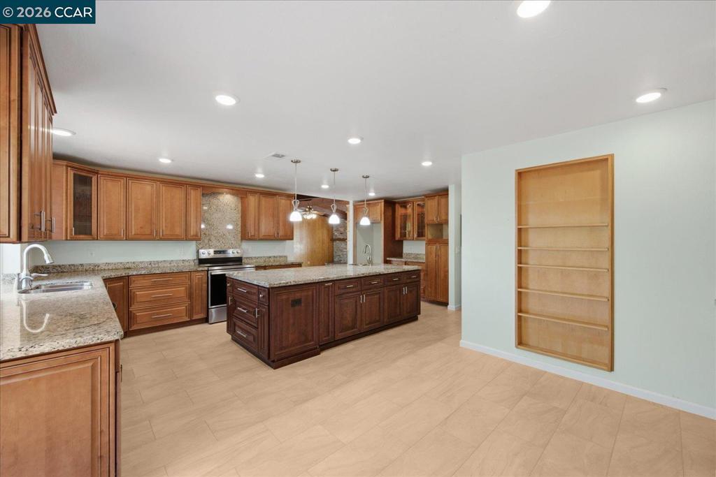 4848 Venner Rd Property Photo 16