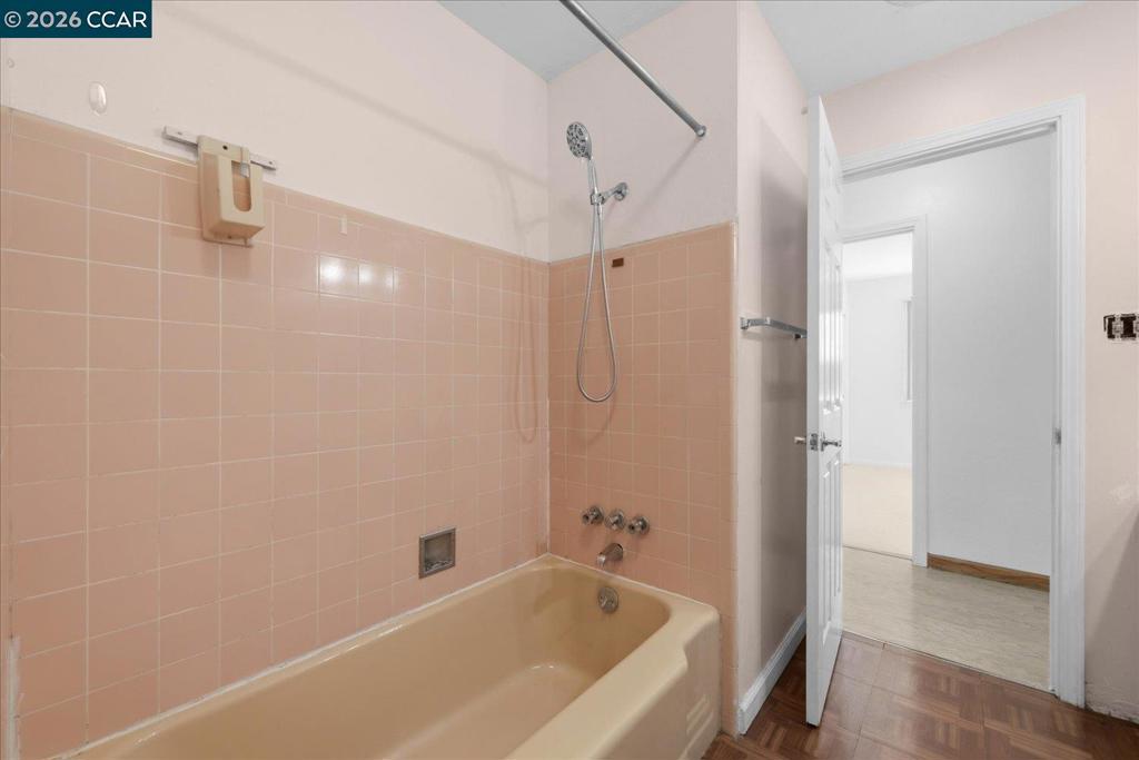4848 Venner Rd Property Photo 38