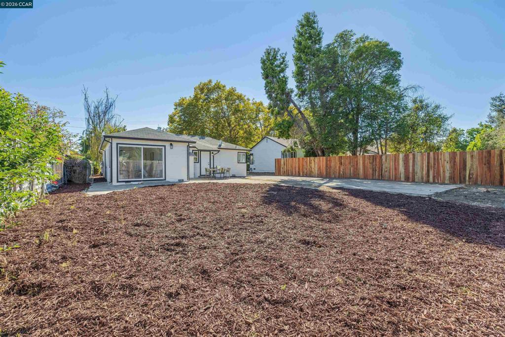 39062 Mount Vernon Ave Property Photo 27