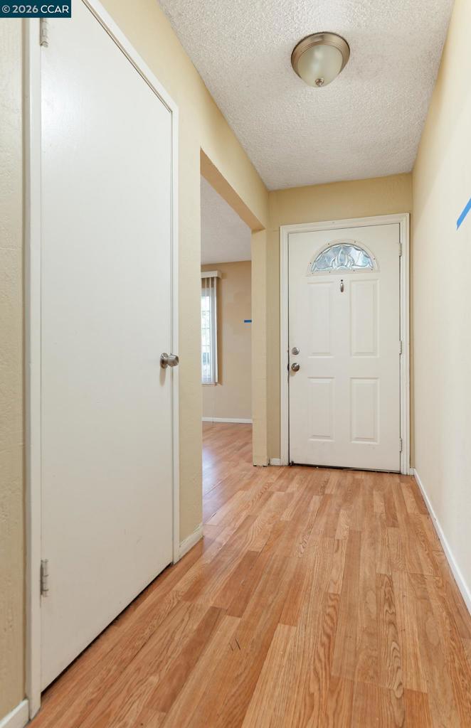 1249 Metten Ave Property Photo 17