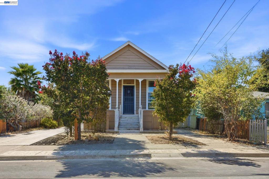 22729 Yolo St Property Photo 1