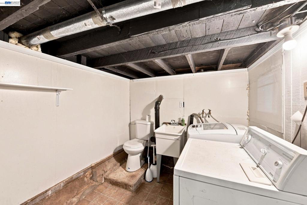 22729 Yolo St Property Photo 29