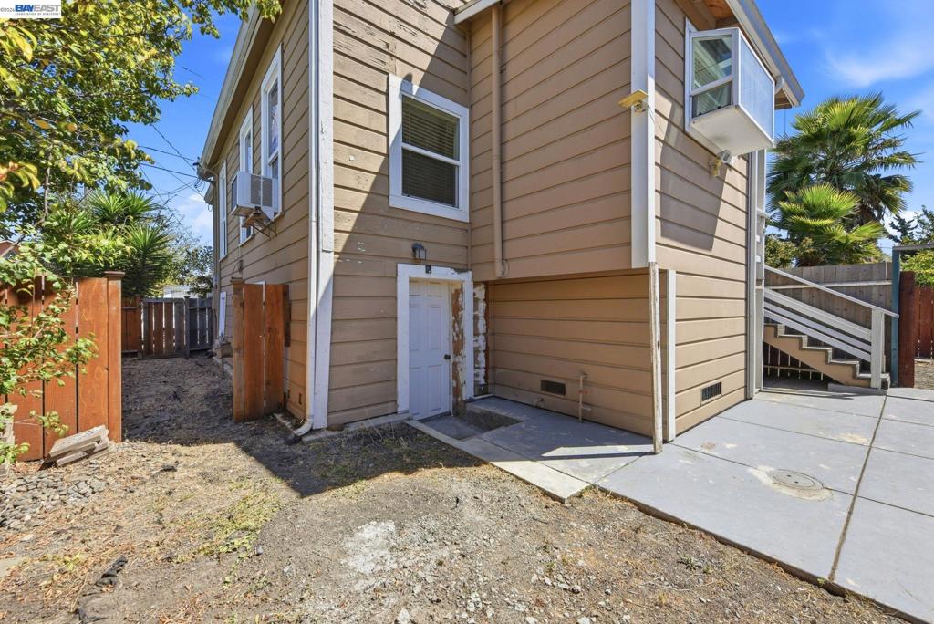 22729 Yolo St Property Photo 34