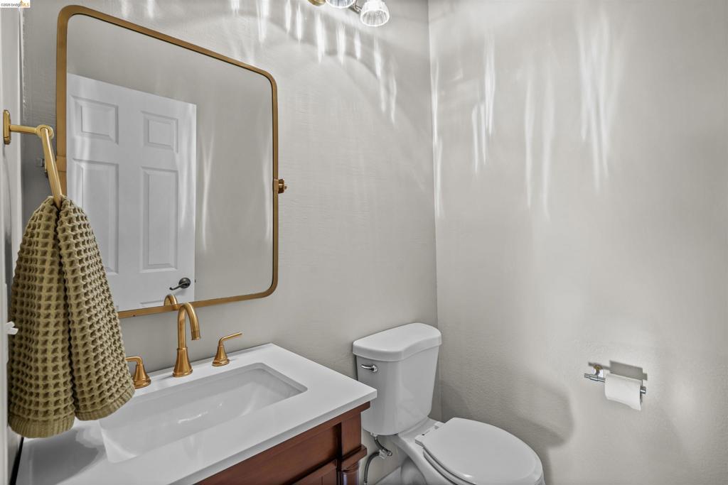1049 Meadowgate Way Property Photo 31
