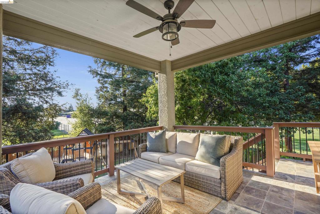 1049 Meadowgate Way Property Photo 40