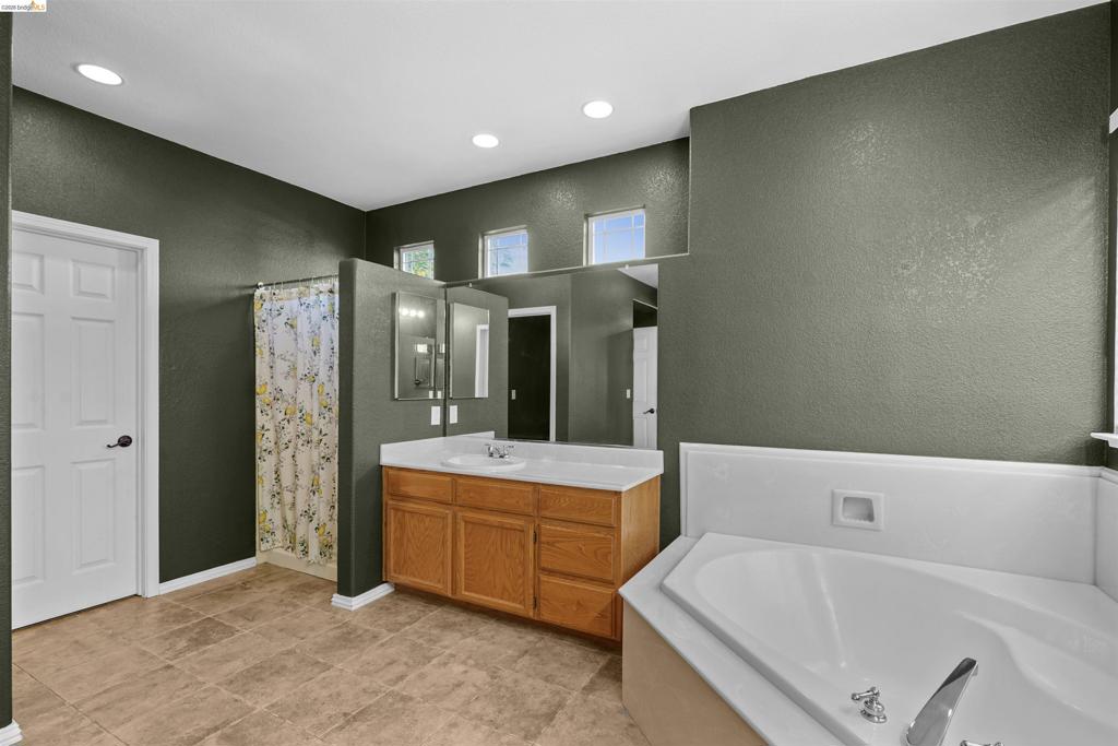 1049 Meadowgate Way Property Photo 53