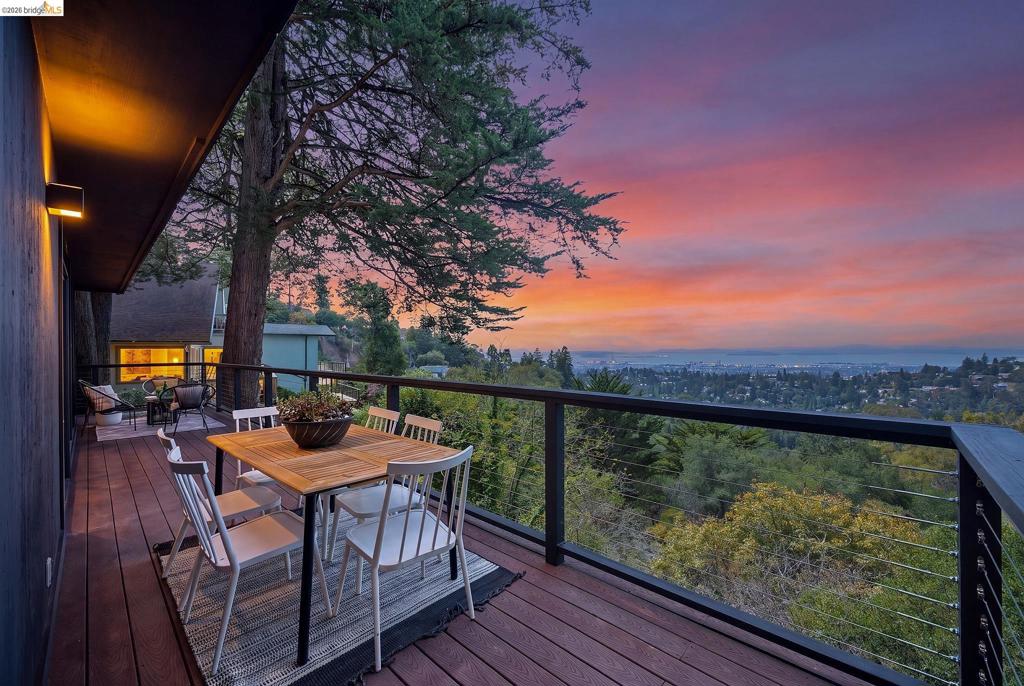 6833 Snake Road Property Photo 1