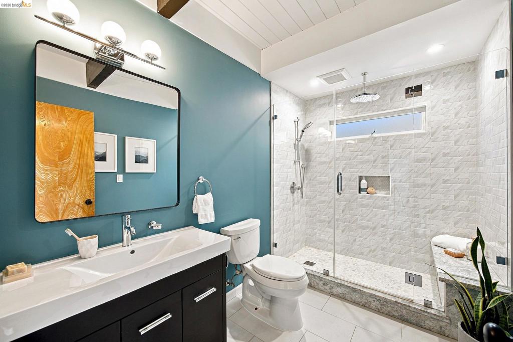 6833 Snake Road Property Photo 23