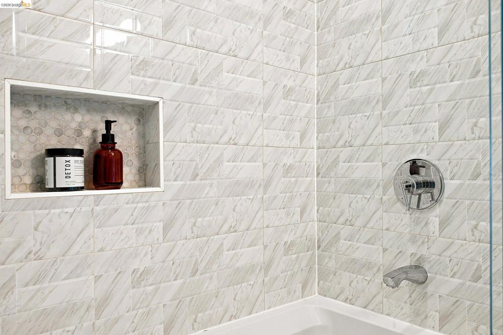 6833 Snake Road Property Photo 45